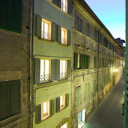 Residenza D'Epoca Campo Regio Relais Bed & Breakfast เซียนา ภายนอก รูปภาพ