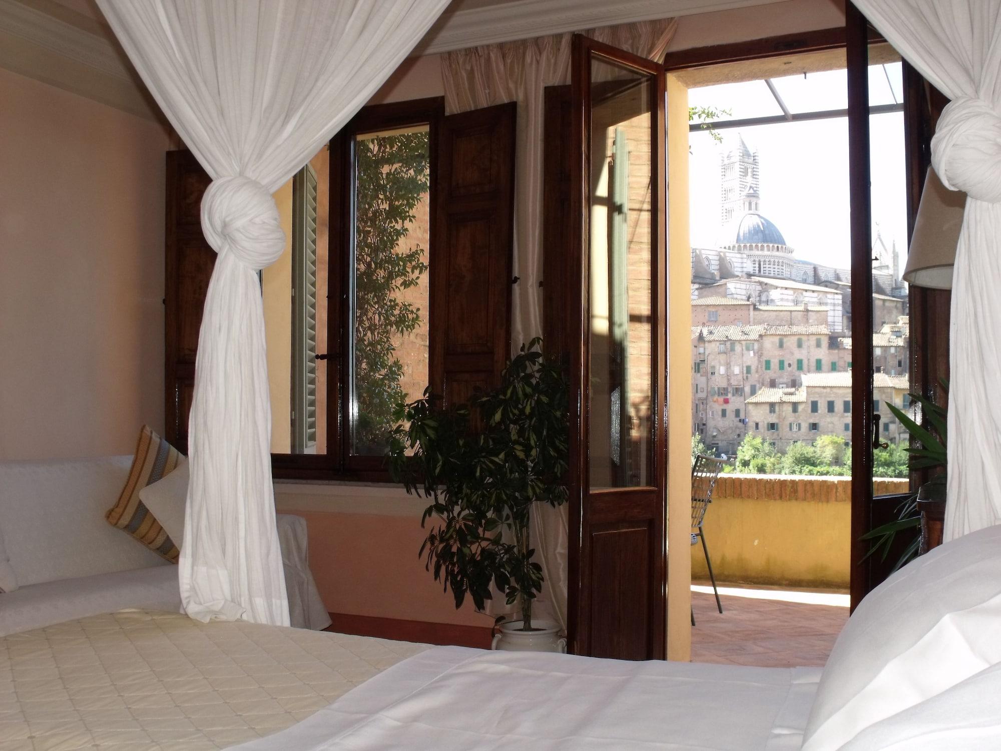 Residenza D'Epoca Campo Regio Relais Bed & Breakfast เซียนา ภายนอก รูปภาพ