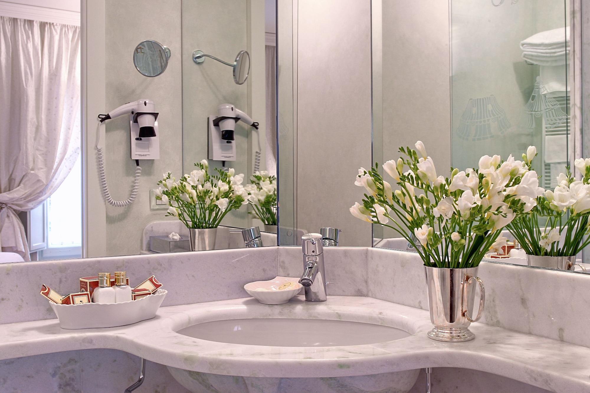 Residenza D'Epoca Campo Regio Relais Bed & Breakfast เซียนา ภายนอก รูปภาพ