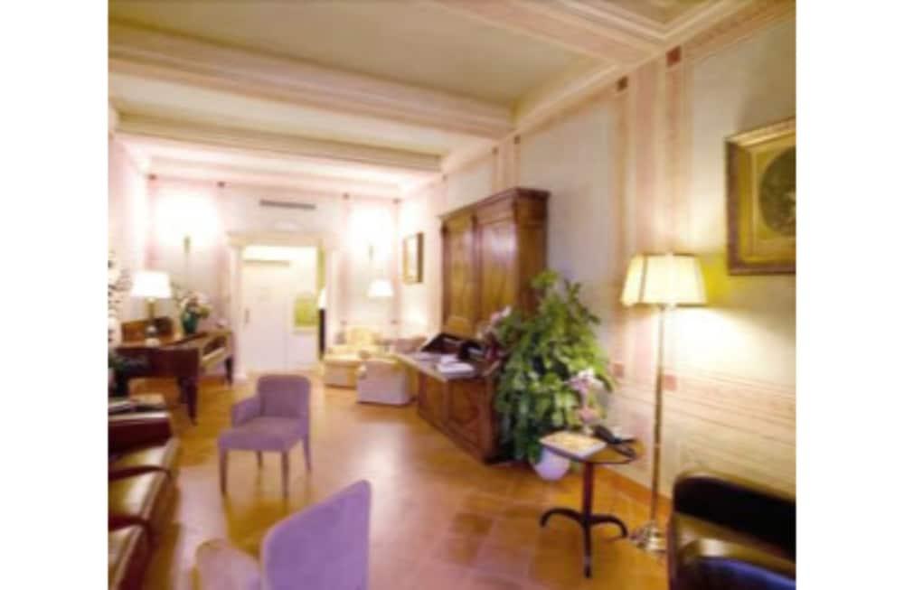Residenza D'Epoca Campo Regio Relais Bed & Breakfast เซียนา ภายนอก รูปภาพ