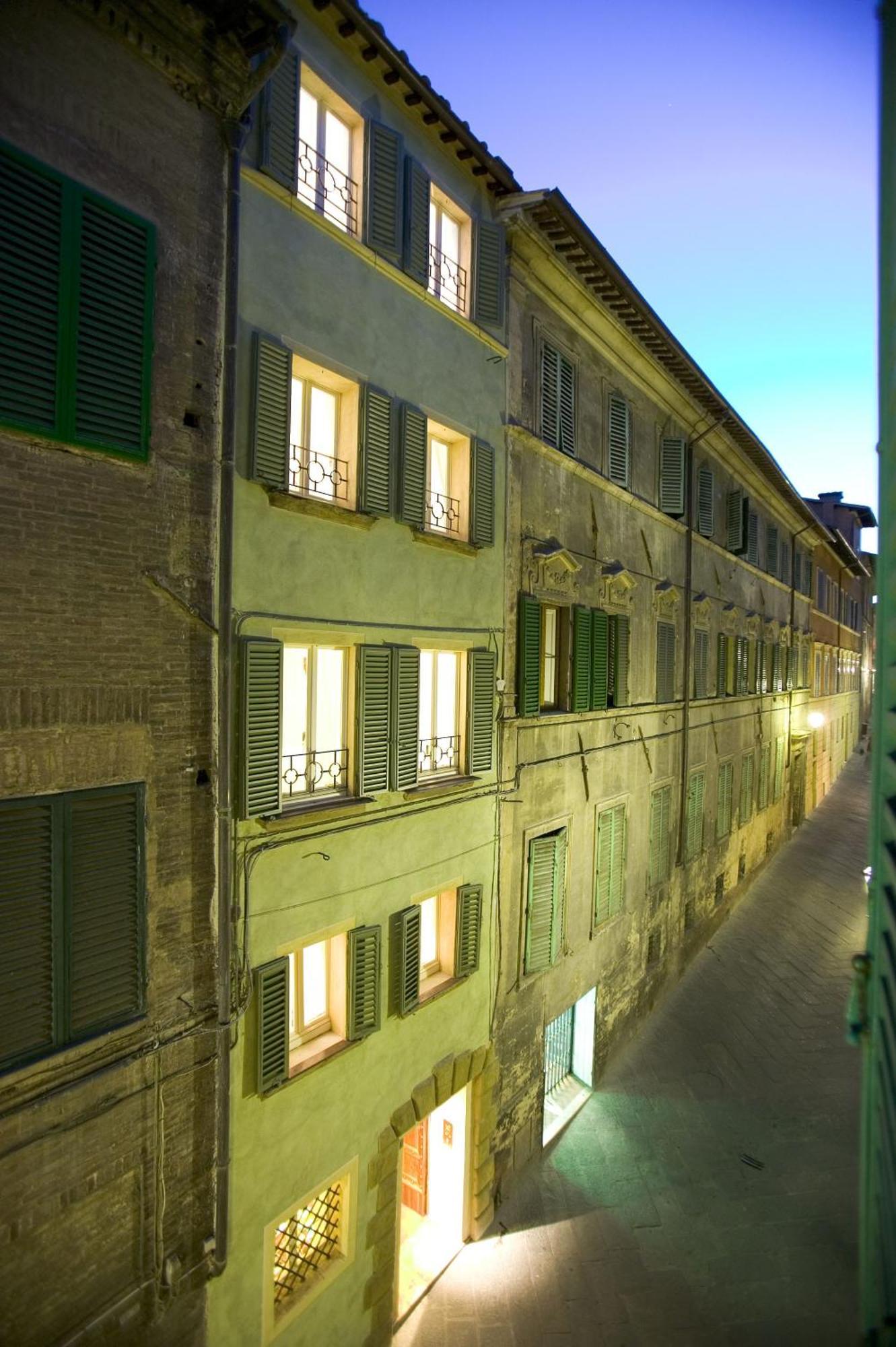 Residenza D'Epoca Campo Regio Relais Bed & Breakfast เซียนา ภายนอก รูปภาพ