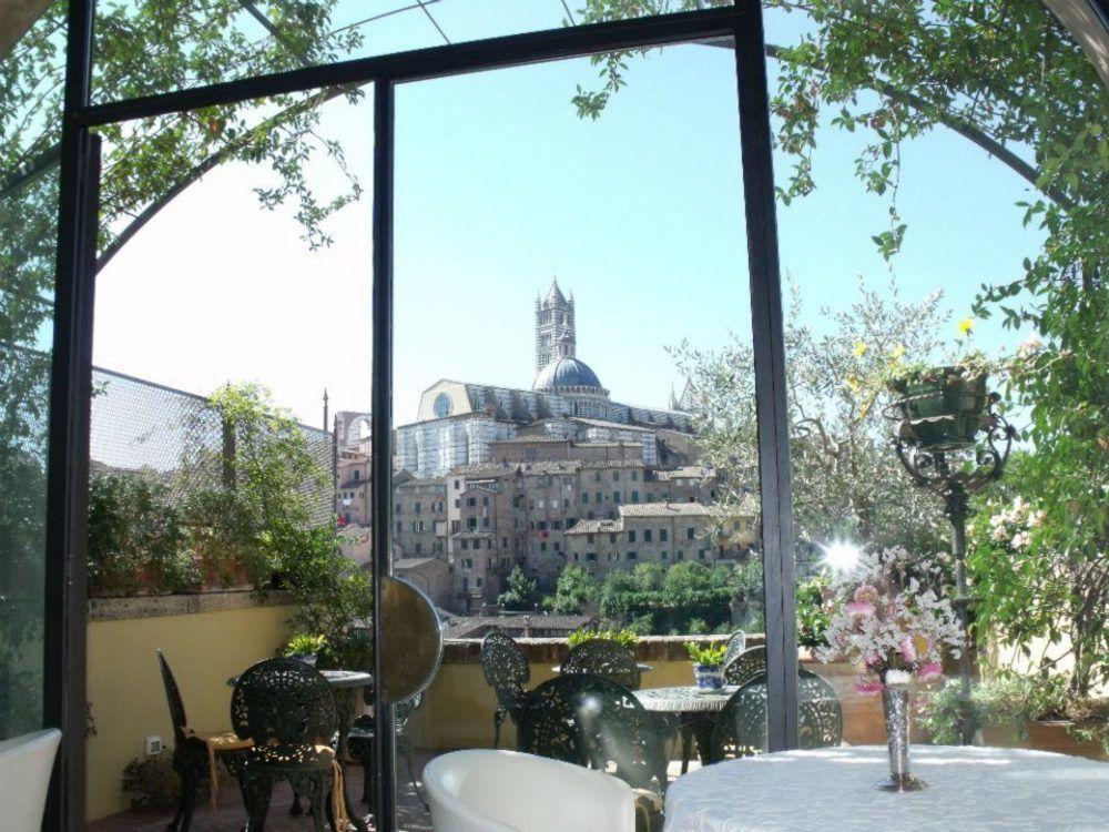 Residenza D'Epoca Campo Regio Relais Bed & Breakfast เซียนา ภายนอก รูปภาพ